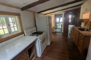 32 Hollow Rd, Wales, MA 01081 - Photo 9