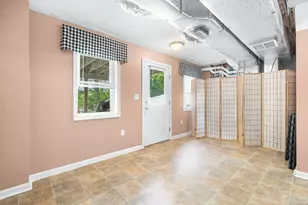 25 Gordon Rd, Lynn, MA 01904 - Photo 25