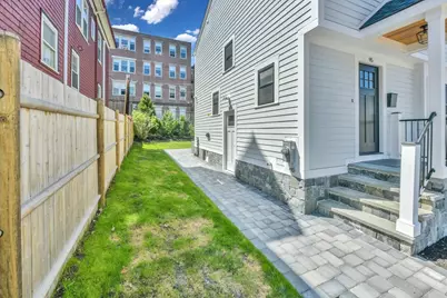 95 Parkton Rd, Boston, MA 02130 - Photo 3
