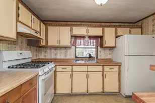 39 Friendship Dr, West Bridgewater, MA 02379 - Photo 13