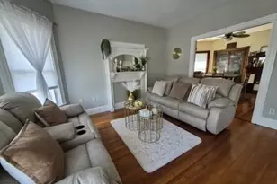 69 Mitlon St, Dedham, MA 02026 - Photo 5