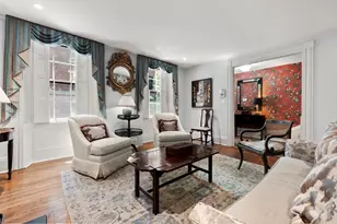 13 W Cedar St, Boston, MA 02108 - Photo 11