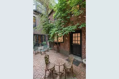 13 West Cedar St, Boston, MA 02108 - Photo 23