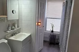 16 Bellevue St, Worcester, MA 01609 - Photo 13