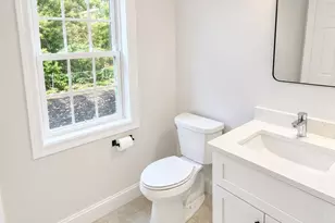 39 Lincoln St, Webster, MA 01570 - Photo 5