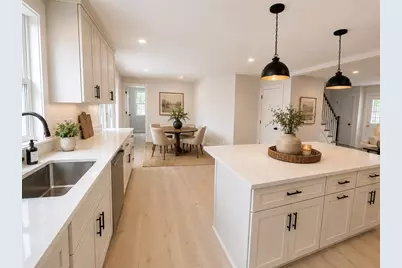 39 Lincoln Street #A, Webster, MA 01570 - Photo 5