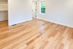 39 Lincoln St, Webster, MA 01570 - Photo 7