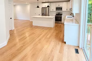 39 Lincoln St, Webster, MA 01570 - Photo 3