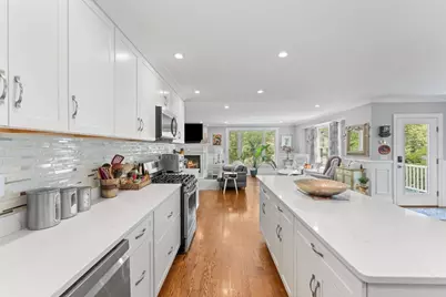 22 Jacobs Rd, Southbridge, MA 01550 - Photo 9