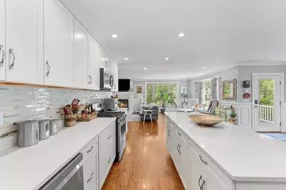 22 Jacobs Rd, Southbridge, MA 01550 - Photo 9