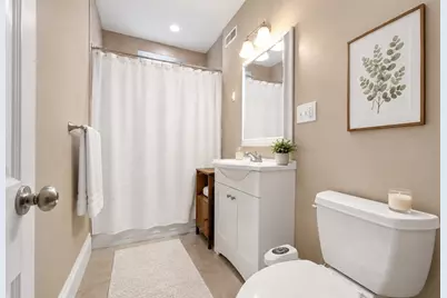 181 Harvard St #2, Brookline, MA 02446 - Photo 11