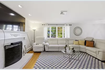 18 Harding St, Milford, MA 01757 - Photo 15