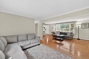 51 Lantern Ln, West Springfield, MA 01089 - Photo 9