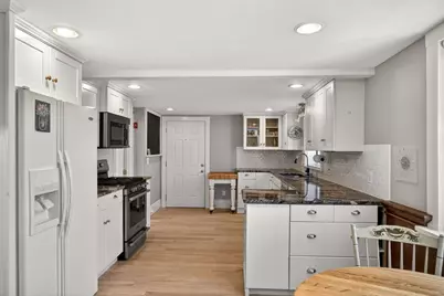 69 County Rd, Bourne, MA 02532 - Photo 5