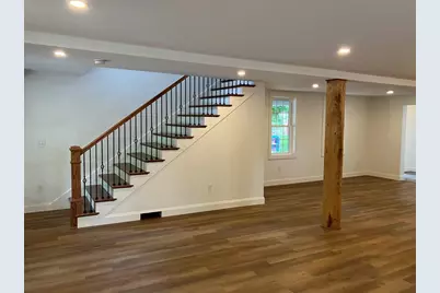 35 West St, Petersham, MA 01366 - Photo 9
