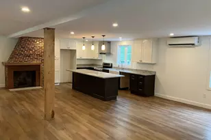 35 West St, Petersham, MA 01366 - Photo 9