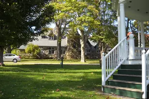 35 West St, Petersham, MA 01366 - Photo 31