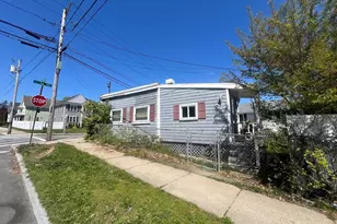 294 Mt Pleasant St, New Bedford, MA 02746 - Photo 5