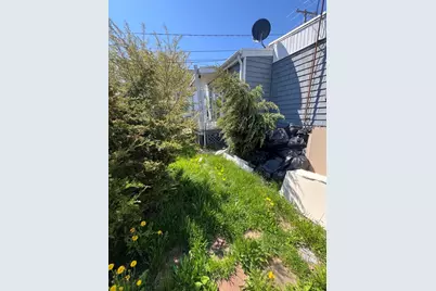 294 Mount Pleasant St, New Bedford, MA 02746 - Photo 25