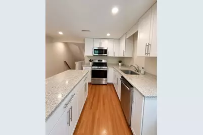 30 Willow Street #30, Newton, MA 02459 - Photo 5