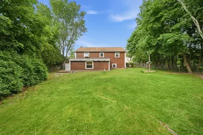 33 Quincy St, Holbrook, MA 02343 - Photo 3