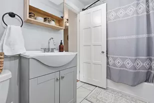 16 Bay State Rd, Worcester, MA 01606 - Photo 35