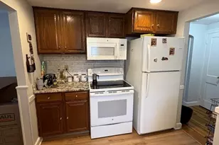 1517 Centre St, Boston, MA 02132 - Photo 17