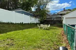 1517 Centre St, Boston, MA 02132 - Photo 5