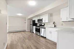 204 Wilson St, Haverhill, MA 01832 - Photo 3