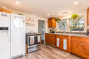26 Wilson Ave, Bourne, MA 02532 - Photo 13