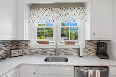 106 Sherry Street, Northbridge, MA 01588 - Photo 13