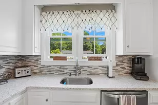 106 Sherry St, Northbridge, MA 01588 - Photo 13