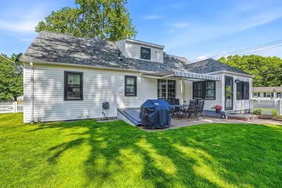 106 Sherry Street, Northbridge, MA 01588 - Photo 7