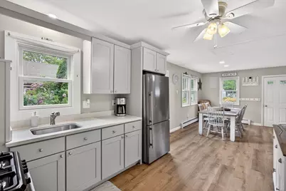 17 Suncrest Dr, Falmouth, MA 02536 - Photo 15