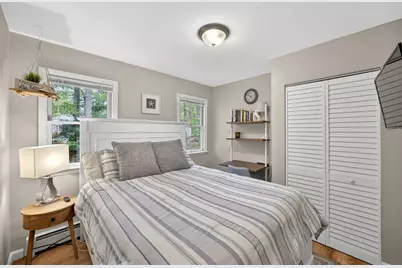 17 Suncrest Dr, Falmouth, MA 02536 - Photo 19