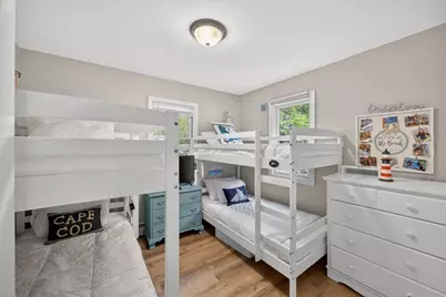 17 Suncrest Dr, Falmouth, MA 02536 - Photo 21