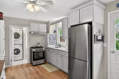 17 Suncrest Dr, Falmouth, MA 02536 - Photo 17