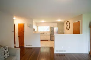 390 Upland St, New Bedford, MA 02745 - Photo 7