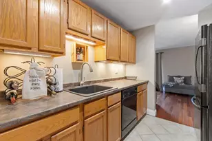 141 Patrick Rd, Tewksbury, MA 01876 - Photo 5