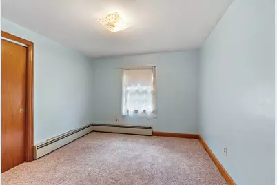 1064 Lakeview Ave, Dracut, MA 01826 - Photo 17
