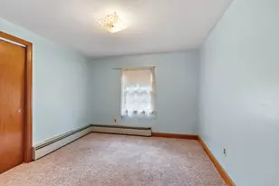 1064 Lakeview Ave, Dracut, MA 01826 - Photo 17
