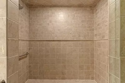 1064 Lakeview Ave, Dracut, MA 01826 - Photo 29