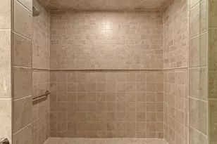 1064 Lakeview Ave, Dracut, MA 01826 - Photo 29
