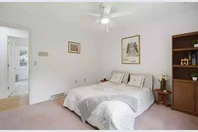 27 Lady Slipper Cir, Westfield, MA 01085 - Photo 33