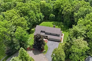 27 Lady Slipper Cir, Westfield, MA 01085 - Photo 7
