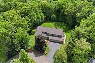 27 Lady Slipper Cir, Westfield, MA 01085 - Photo 7