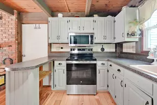 567 Loomis St, Westfield, MA 01085 - Photo 13