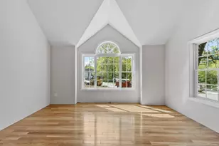 22 Benoit Rd, Pelham, NH 03076 - Photo 5