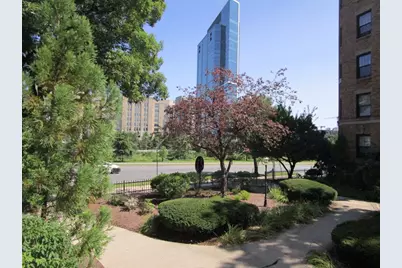 118 Riverway #8, Boston, MA 02215 - Photo 37