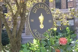 118 Riverway, Boston, MA 02215 - Photo 1